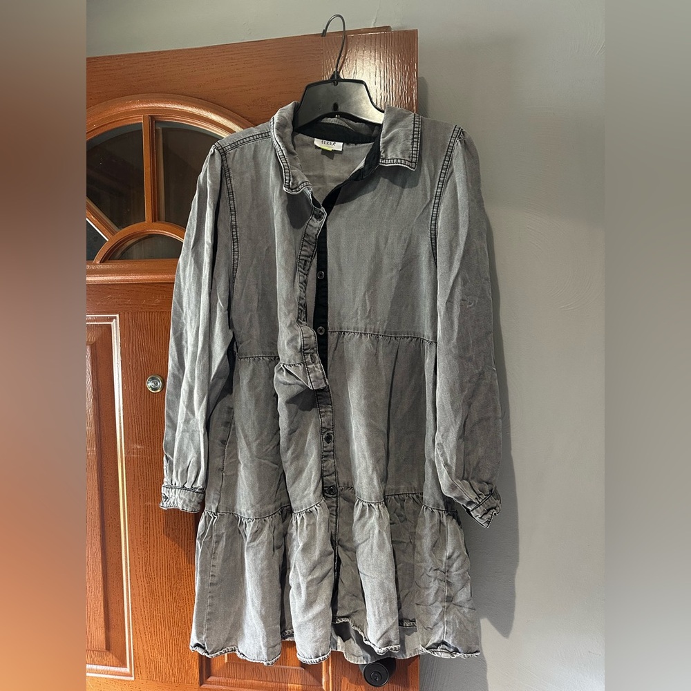 Size M Midi Dress